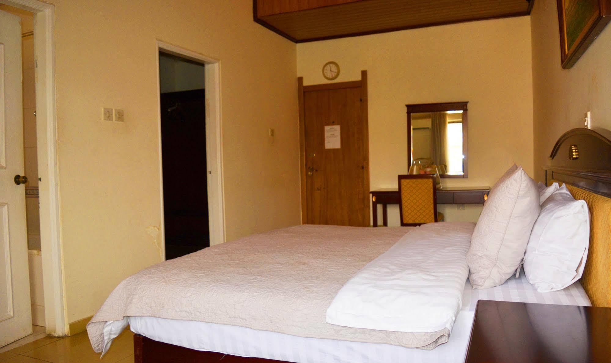 Hotel Georgia 아크라 외부 사진