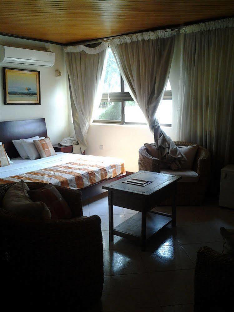 Hotel Georgia 아크라 외부 사진
